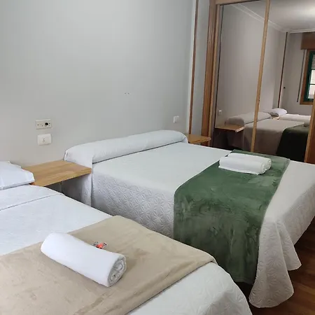 Armonia Hostel *