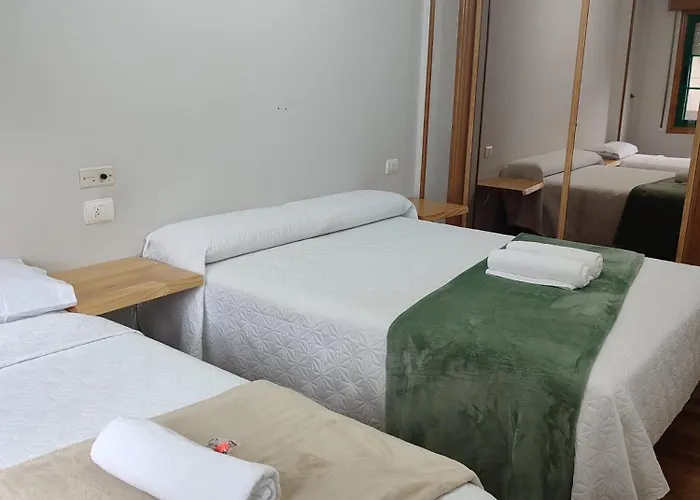 Armonia Hostel *